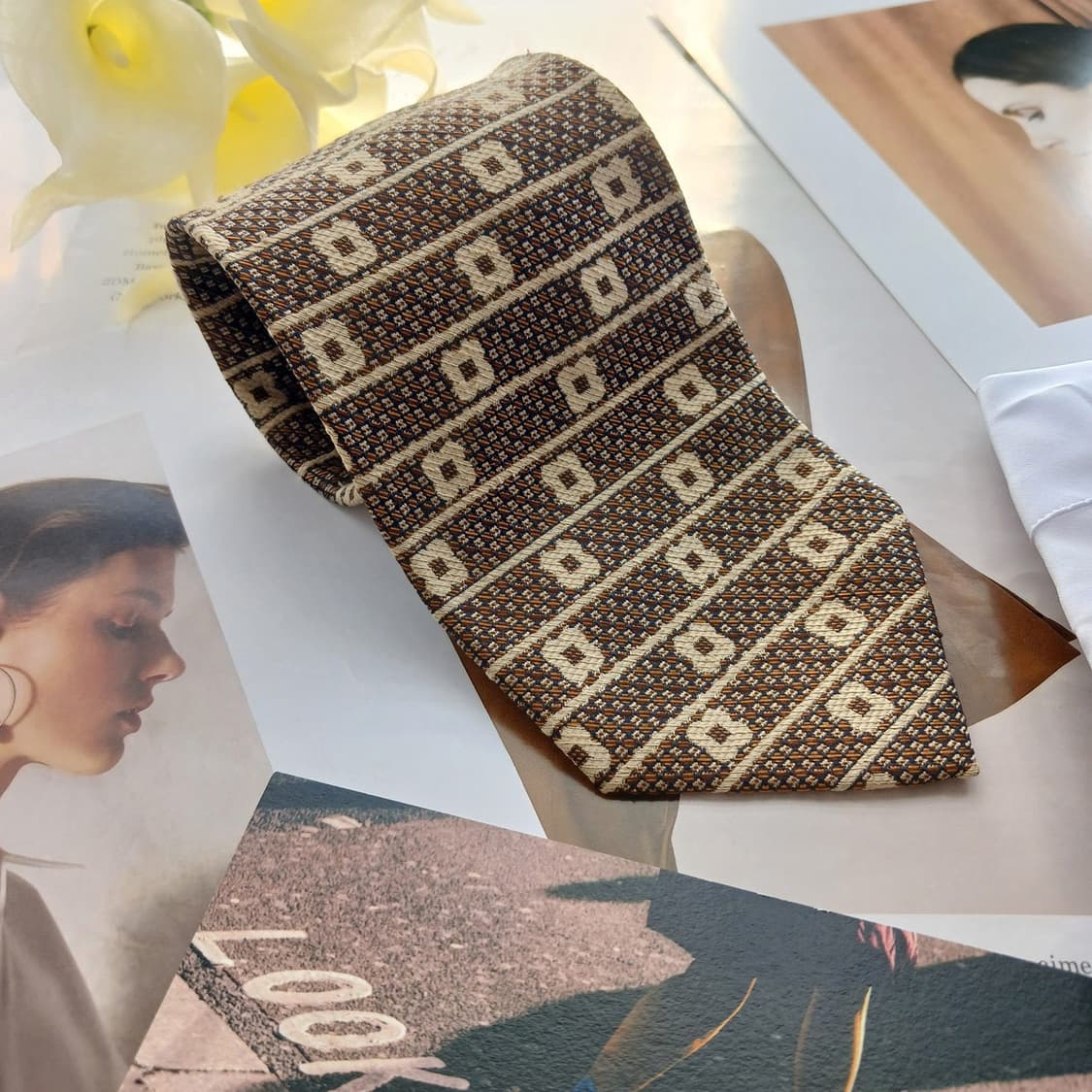 아쿠아스큐텀 실크 베이지 기하 패턴 넥타이 9.6cm A등급 A18793 상품이미지2