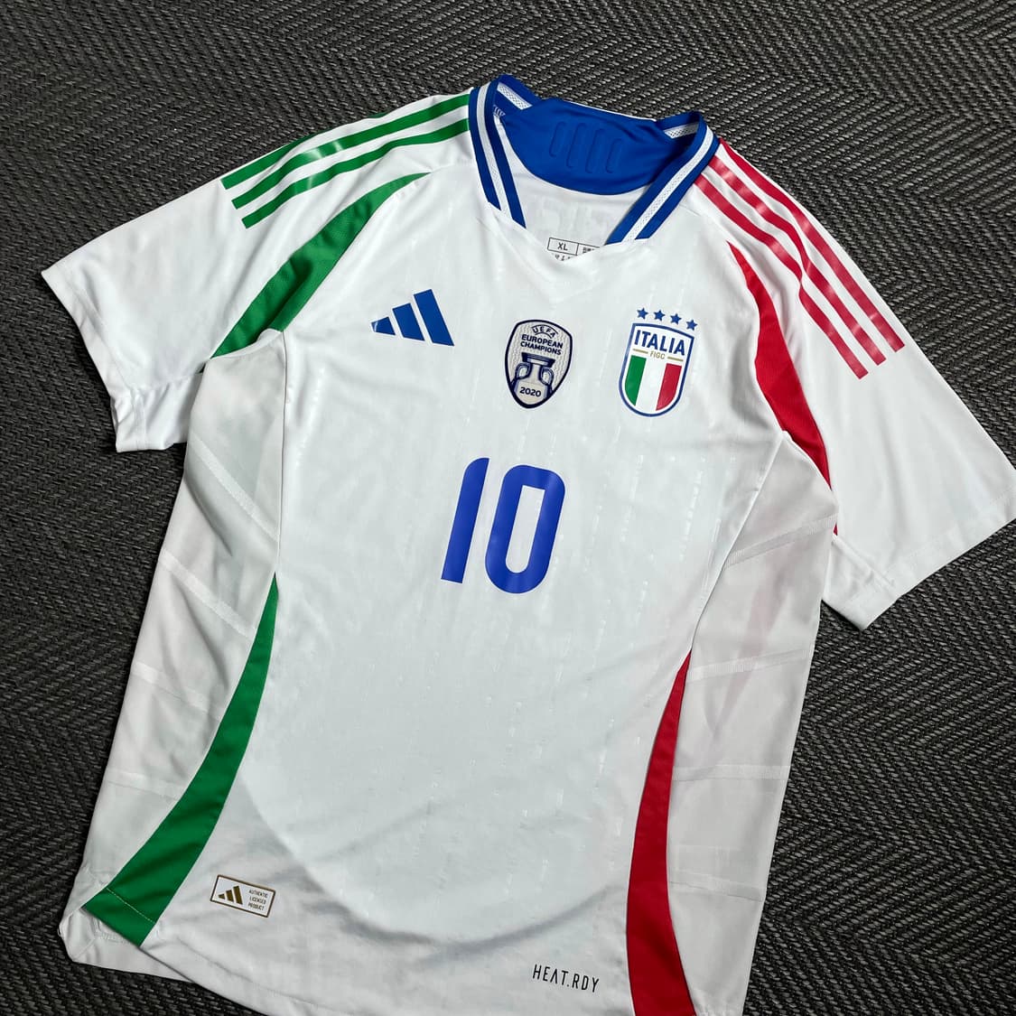아디다스 이탈리아 어웨이 유로 2020 시즌 인시네 유니폼 y 3999 상품이미지1