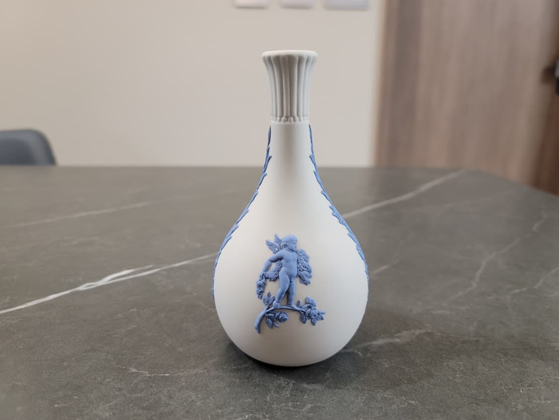 웨지우드 제스퍼웨어 라벤더 온 크림 화병, 장식병 상품이미지4