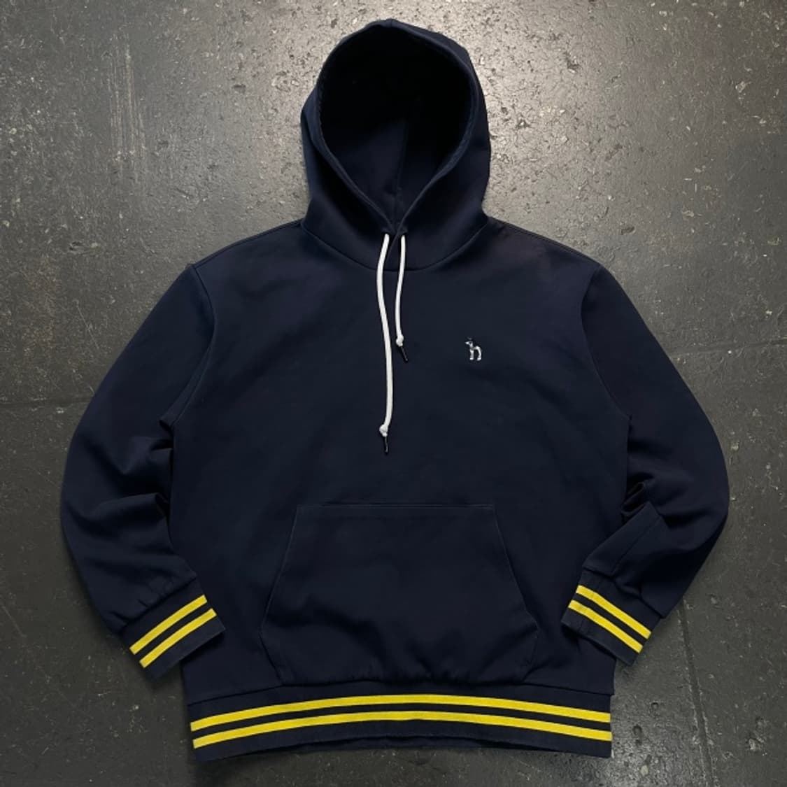 105 헤지스 후드티 상품이미지1