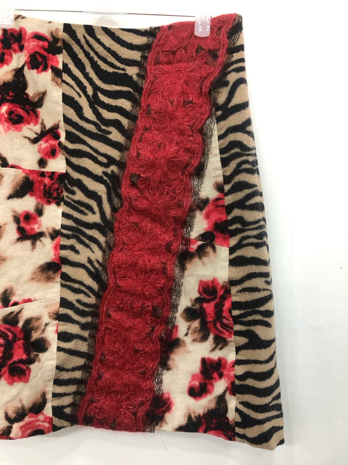 tiger rose pattern midi skirt  허단  상품이미지4