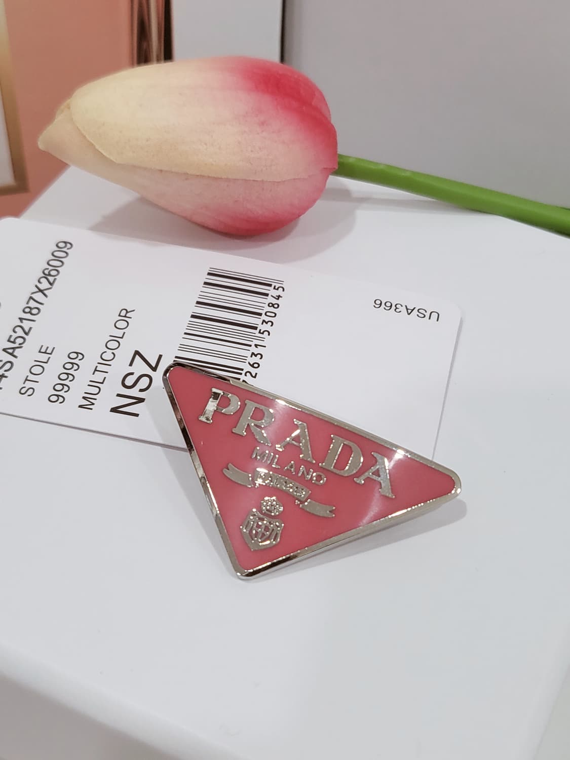 프라다 미니 핑크 헤어핀 업사이클링 상품이미지1