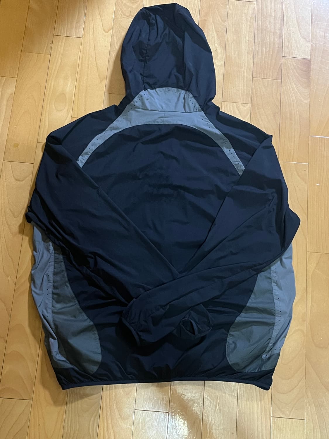 산산기어 러닝자켓 블랙 상품이미지3