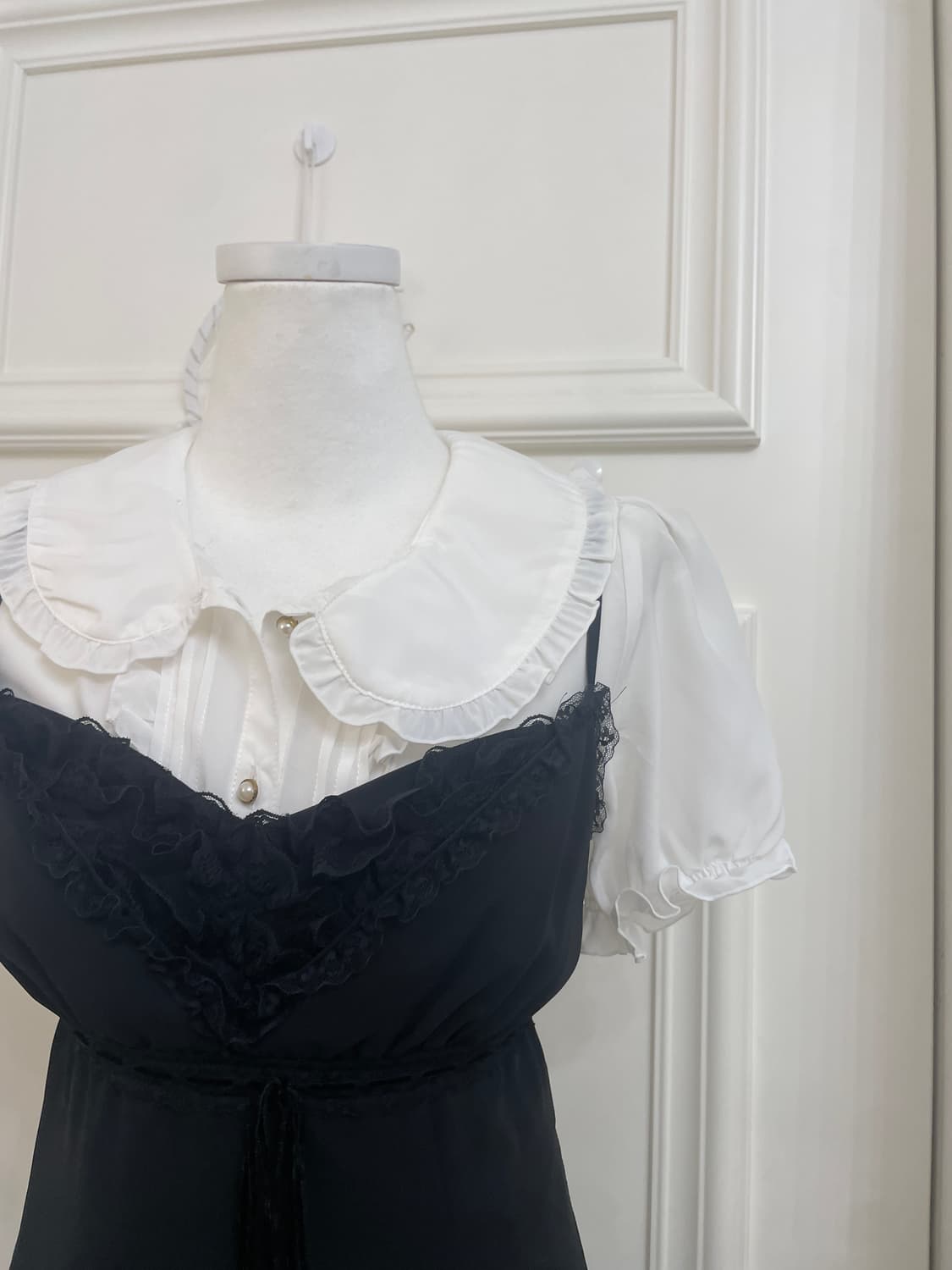 white collar lovely blouse&black lace ru 상품이미지5