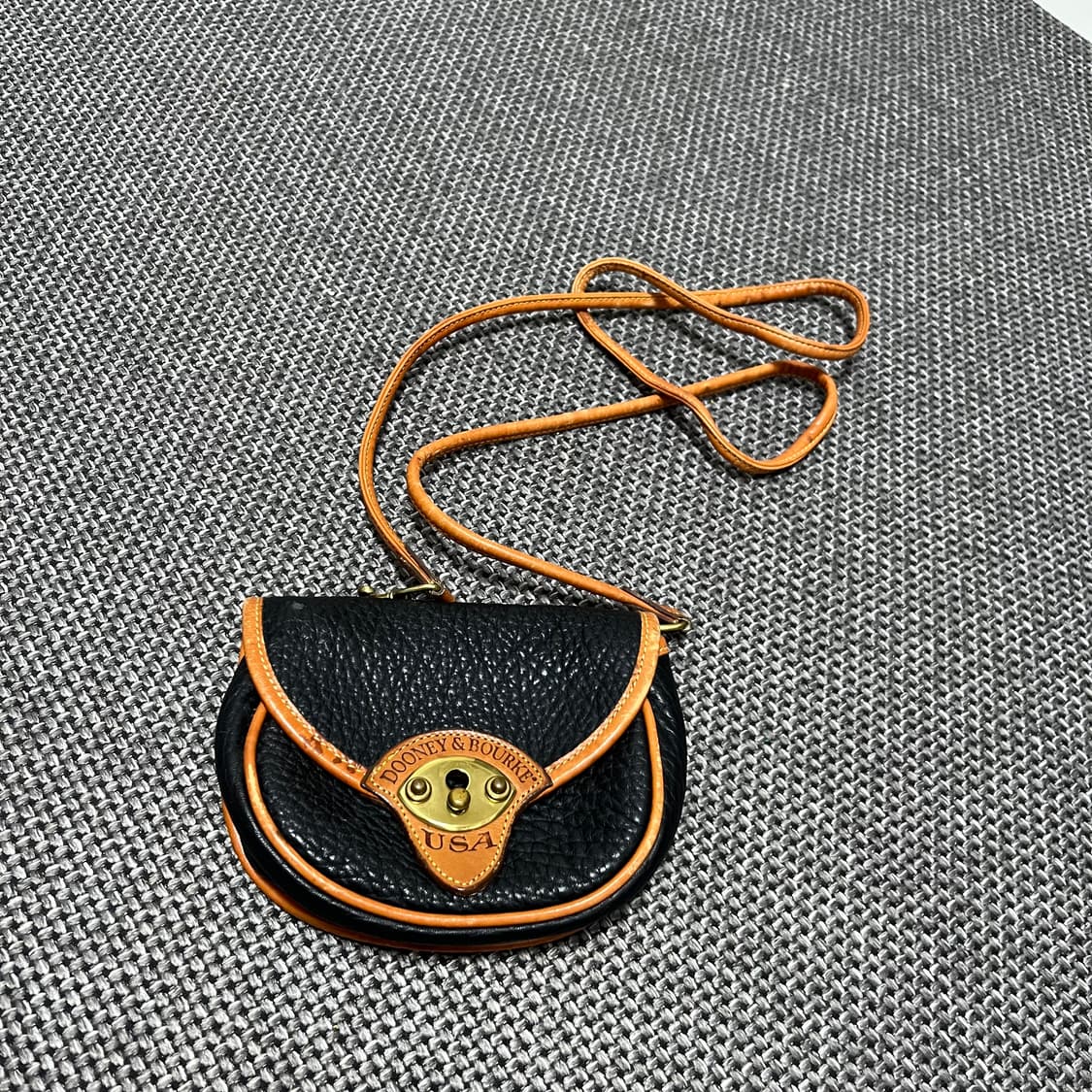 두니앤버크 빈티지 미니백 상품이미지1