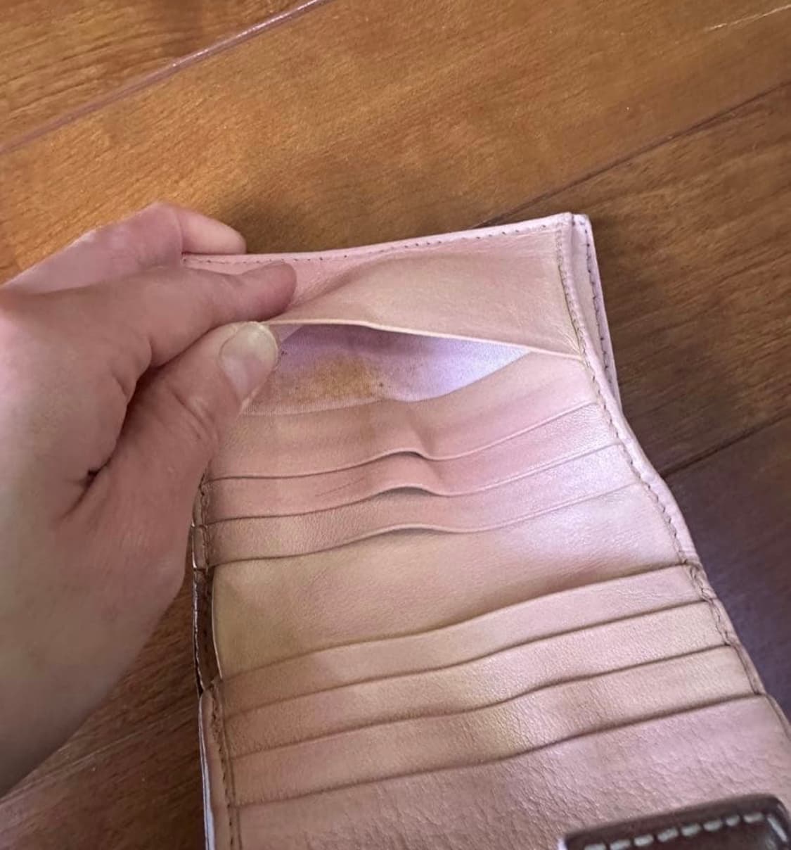 디올 로맨틱 지갑 하트 빈티지 하트참 오블리크 상품이미지4