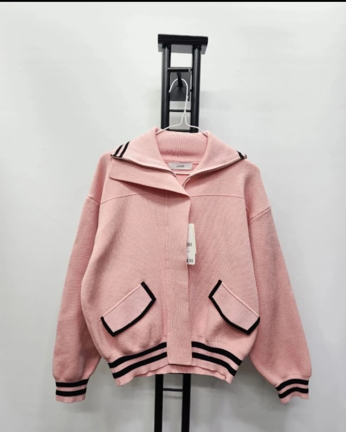 #새상품 JUARR 니트집업 프리사이즈 상품이미지1