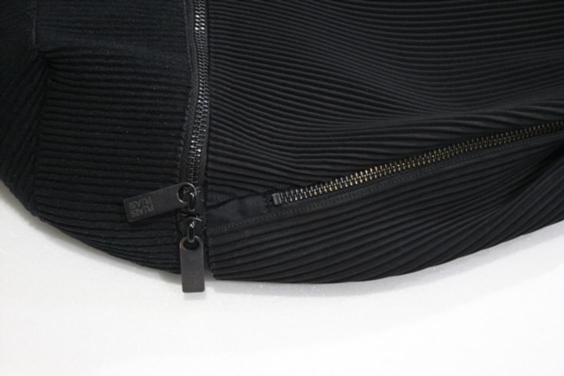 ISSEY MIYAKE PLEATS PLEASE 플리츠플리즈 크로스백 상품이미지4