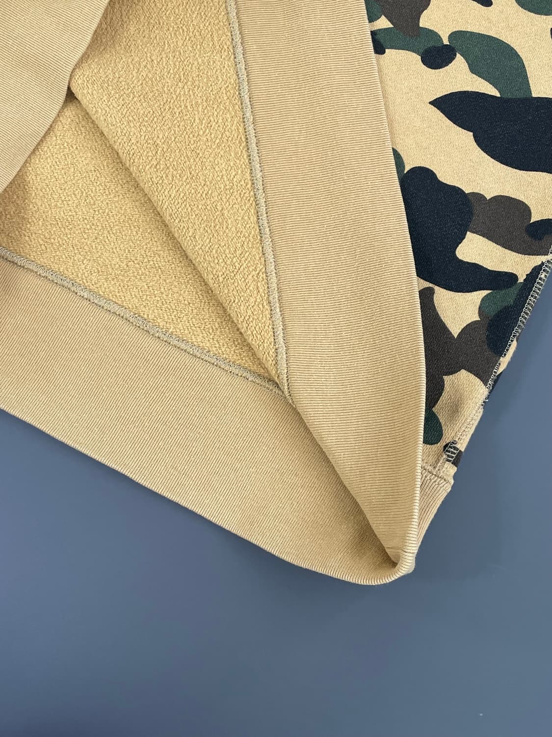 [L] BAPE 베이프 1ST 황계 카모 맨투맨 스웻셔츠 상품이미지8