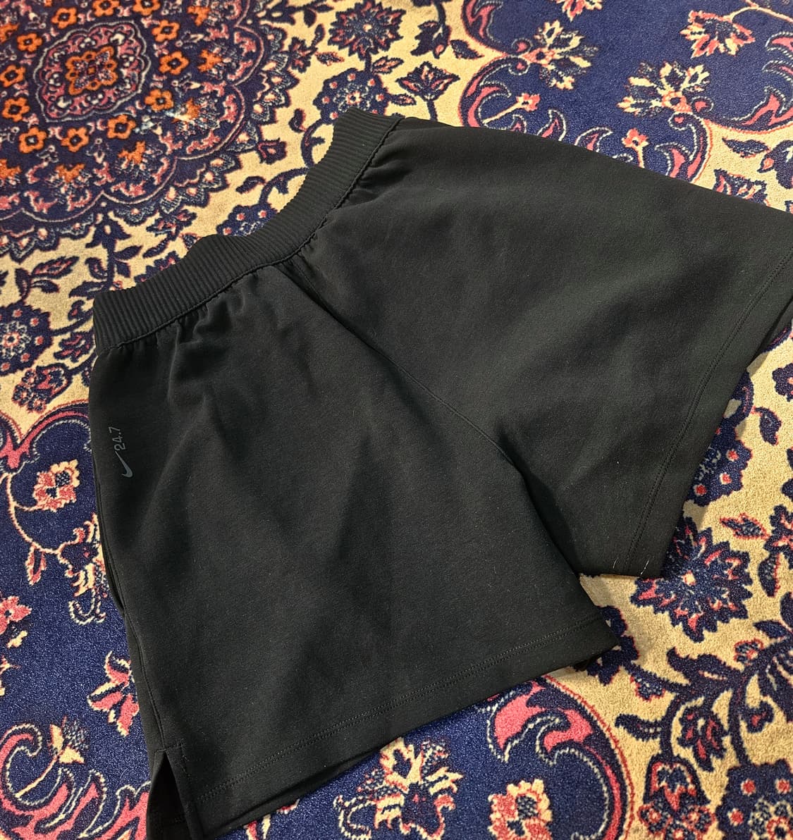 나이키(Nike)24.7 임파서블 미드라이즈 루즈 4인치 반바지 상품이미지5