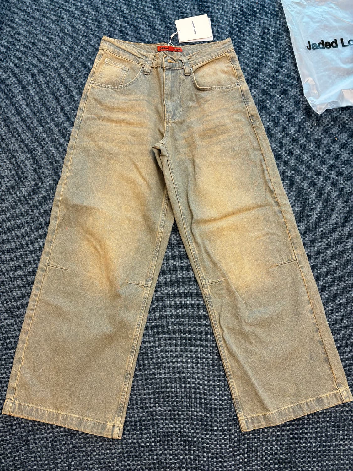 제이디드 런던 Light Wash Colossus Fit Jean 상품이미지1