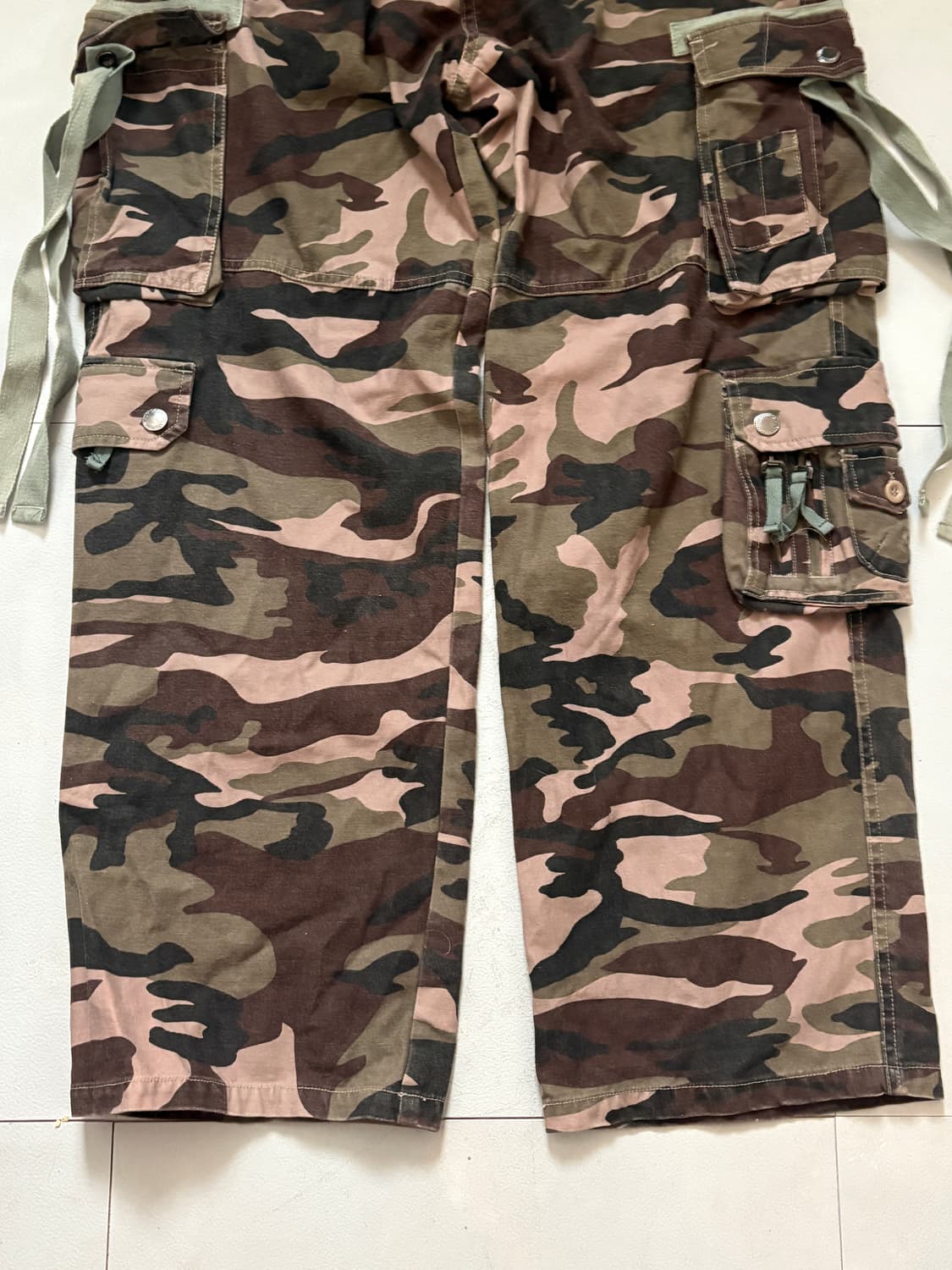 • Camo cargo pocket pants 상품이미지5