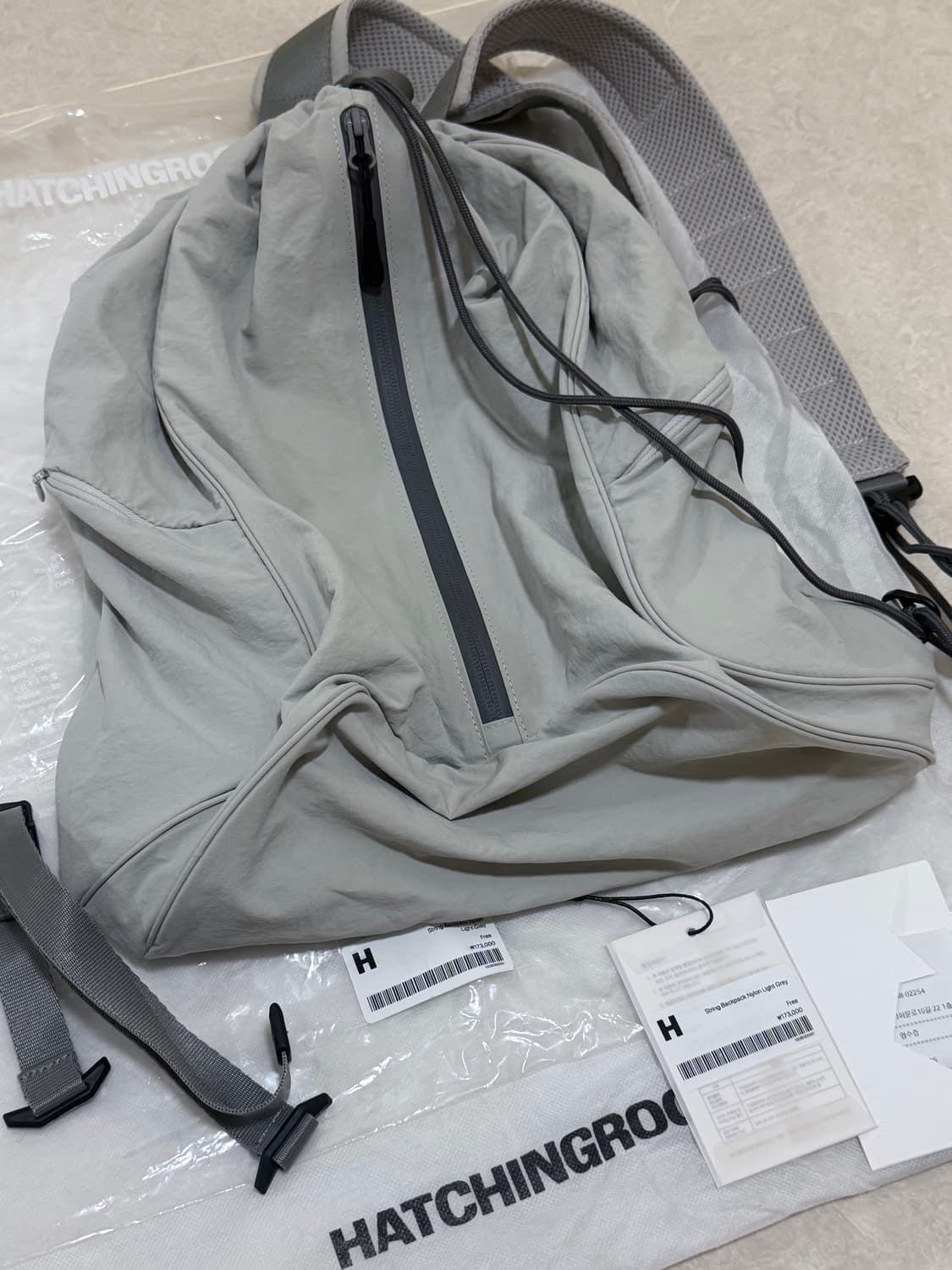 해칭룸 스트링 백팩 라이트 그레이 상품이미지9