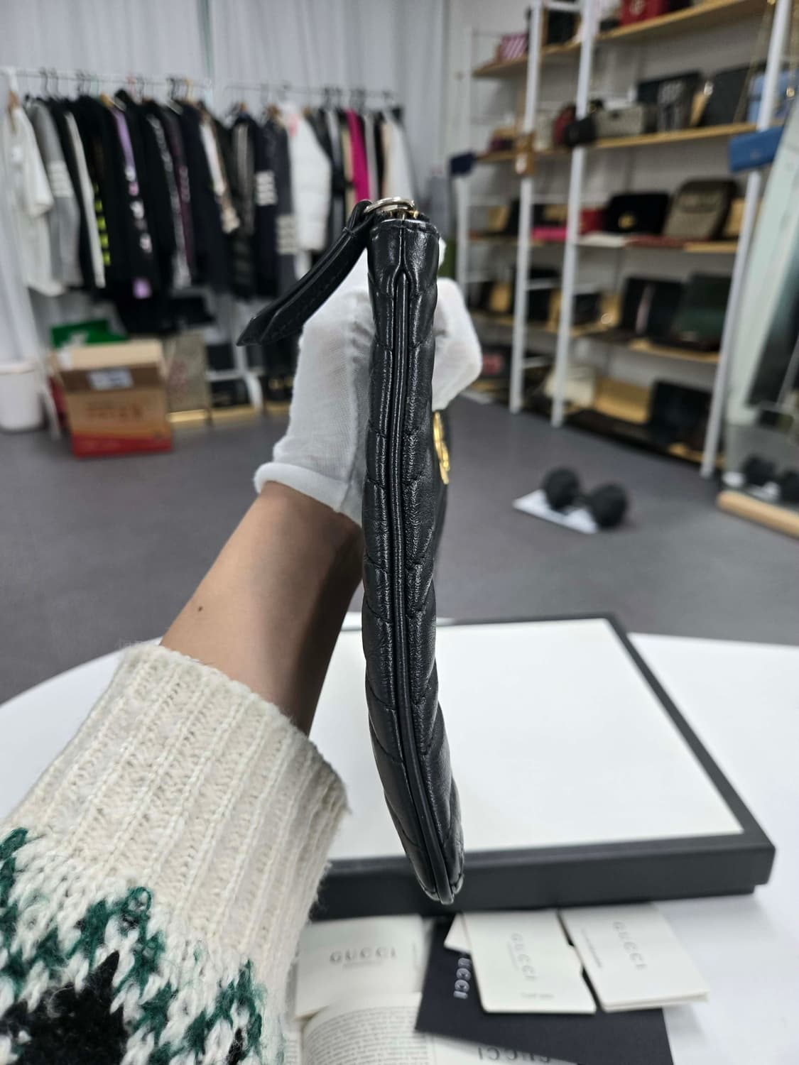 [50%할인] 구찌 마틀라세 GG 클러치백 상품이미지4