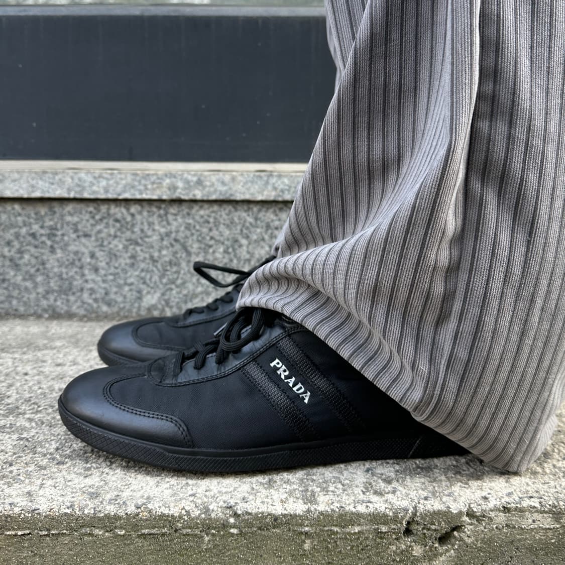 00s 블랙 프라다 스포츠 스니커즈 상품이미지9