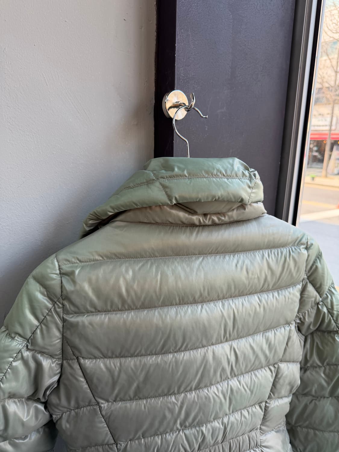 0/ 몽클레어 하이넥 구스다운 패딩 상품이미지8