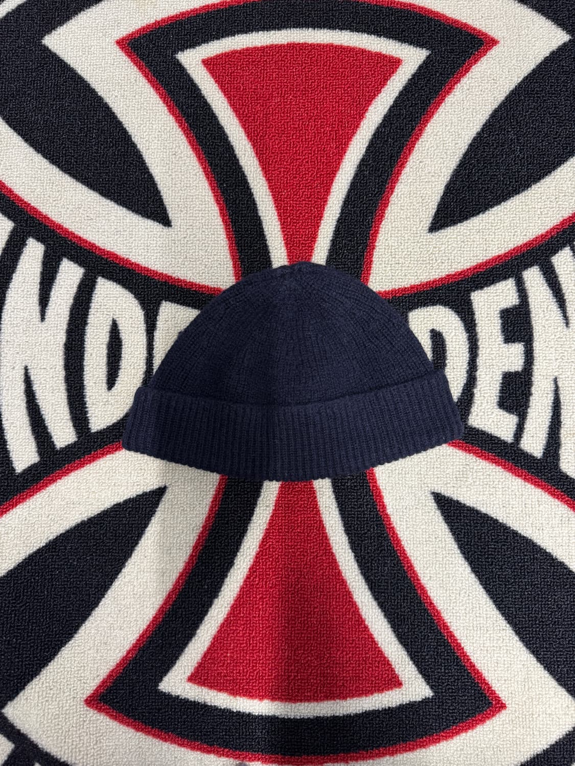 나이젤 카본 솔리드 비니 네이비 상품이미지2