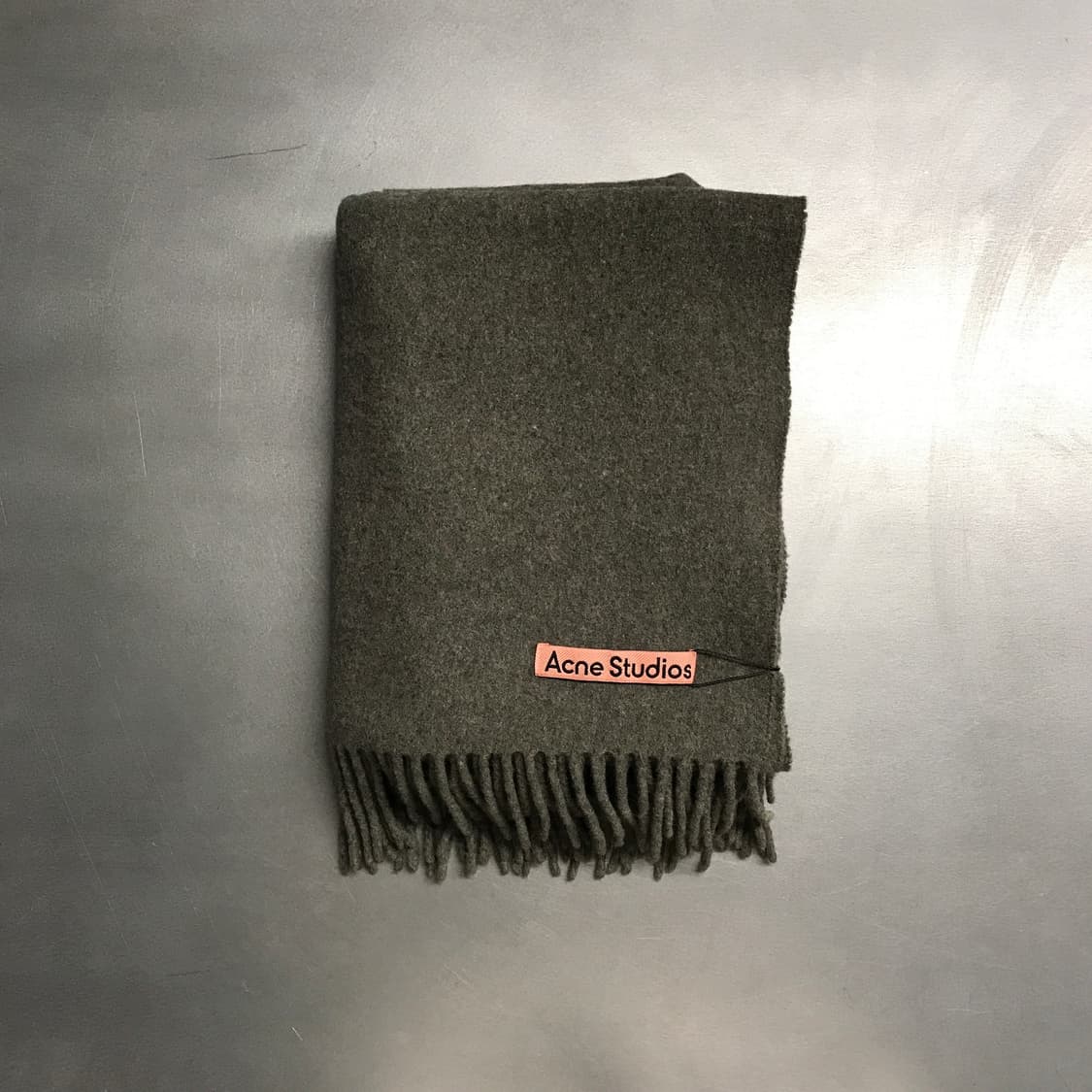 아크네스튜디오 머플러 상품이미지2