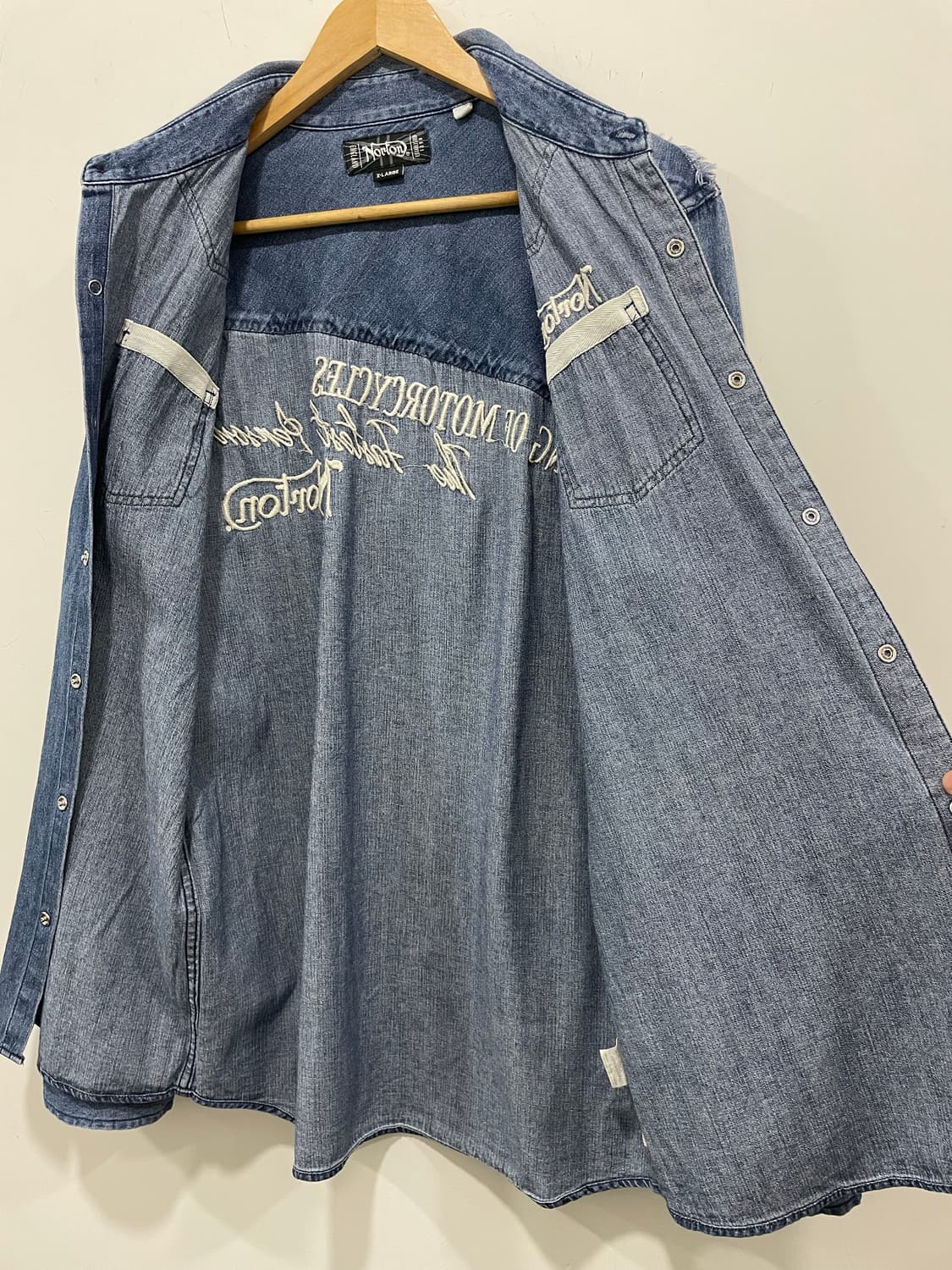 Norton 노턴 워싱 그런지 빅 자수로고 데님 긴팔셔츠 상품이미지9