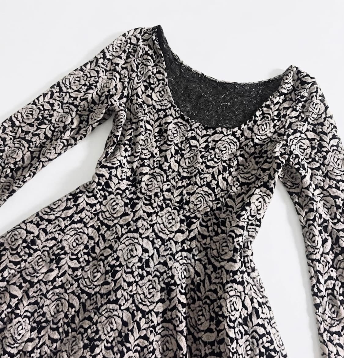 Lip Service rose pattern one-piece 상품이미지1