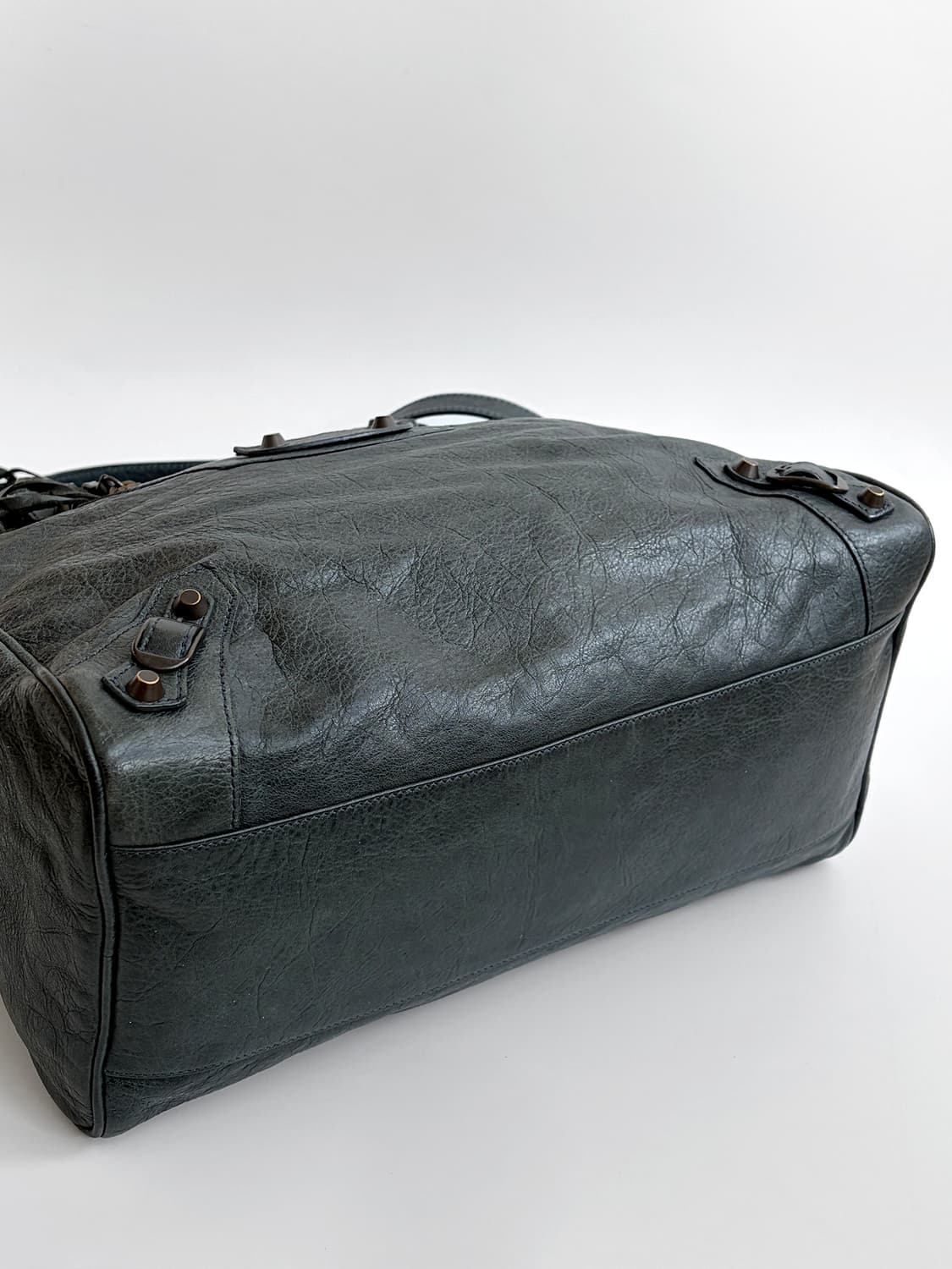 발렌시아가 클래식 벨로백 판매합니다. 상품이미지8