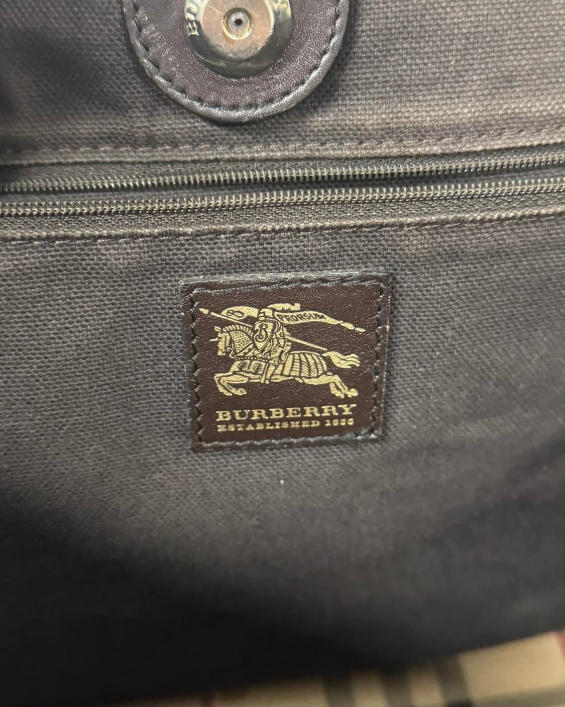 버버리 노바체크 쇼퍼 토트백 상품이미지6