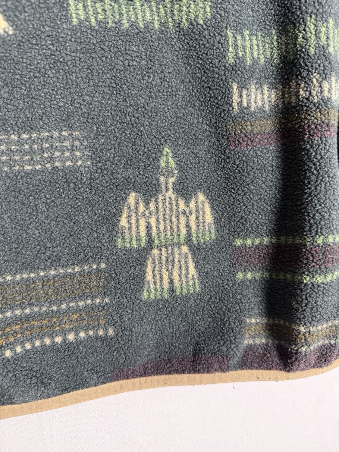 17FW 파타고니아 신칠라 스냅-T 그린/베이지 아즈텍 패턴 상품이미지2