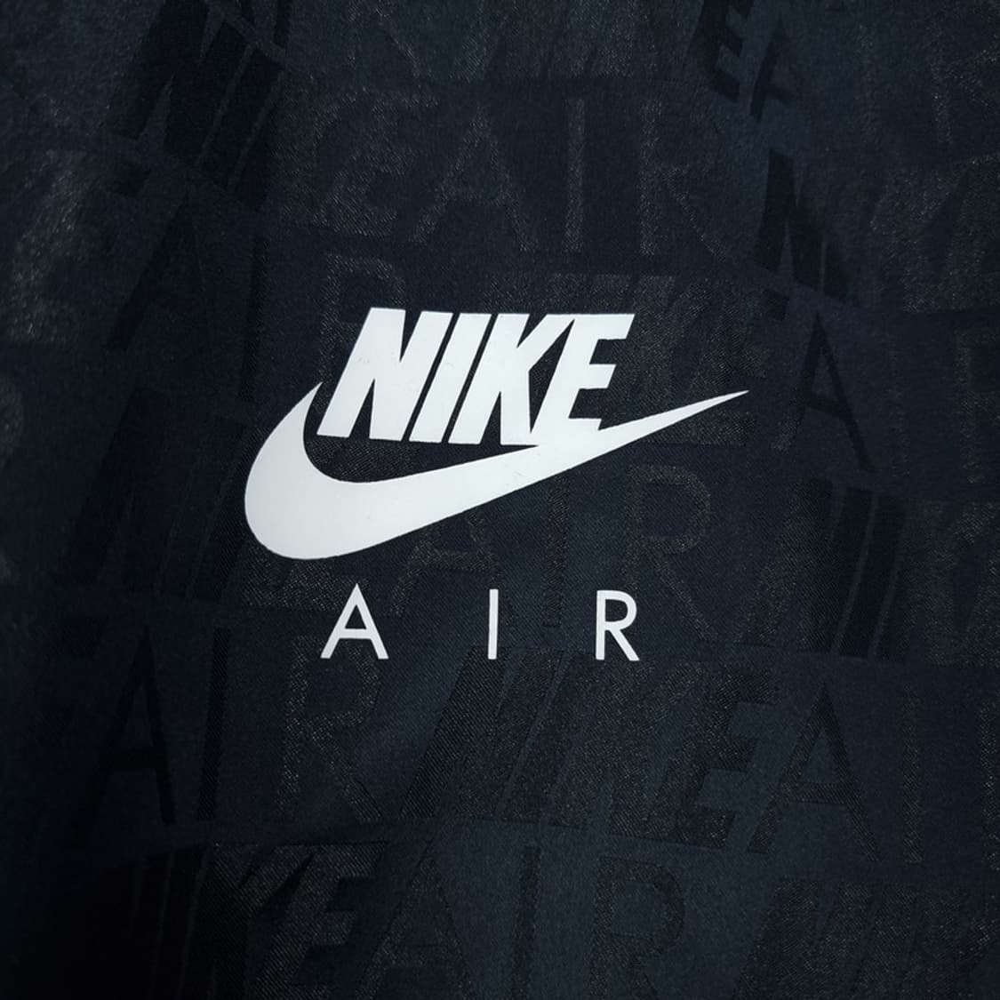 [나이키] 멀티 로고 패턴 사틴 반팔 점프수트 M20132 상품이미지6