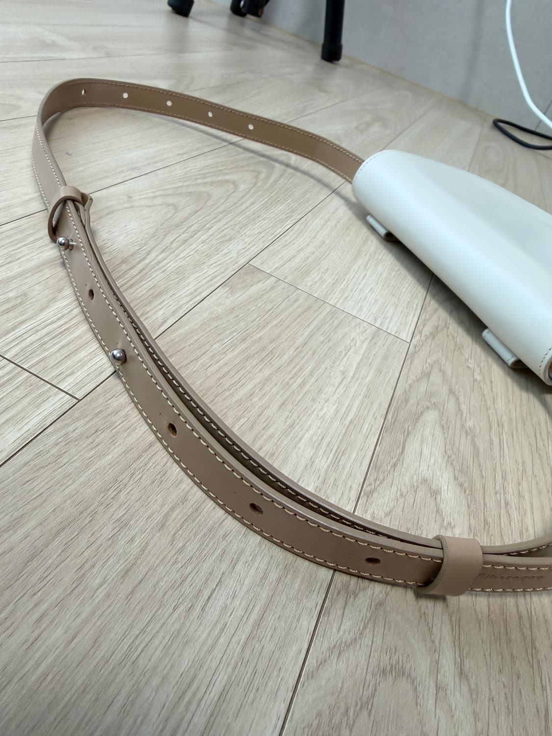 엘바테게브 미니백 아이보리/블랙 상품이미지4