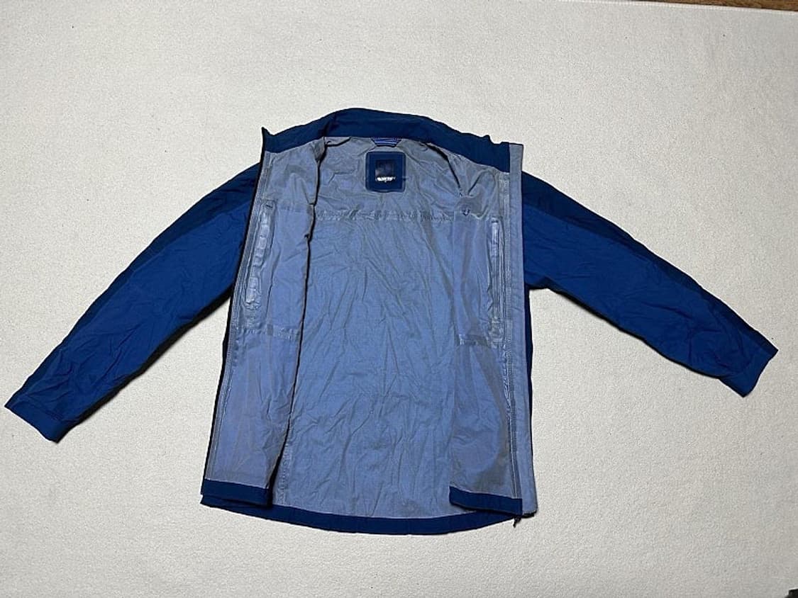 블랙야크 바람막이 자켓 남성용 110사이즈 상품이미지2