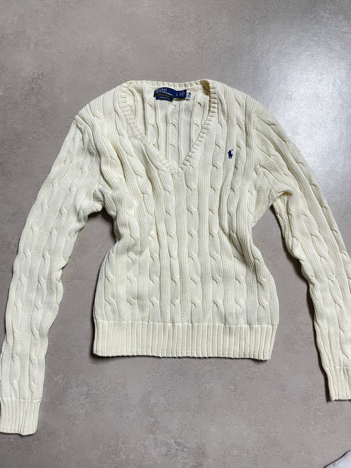 폴로니트 상품이미지1