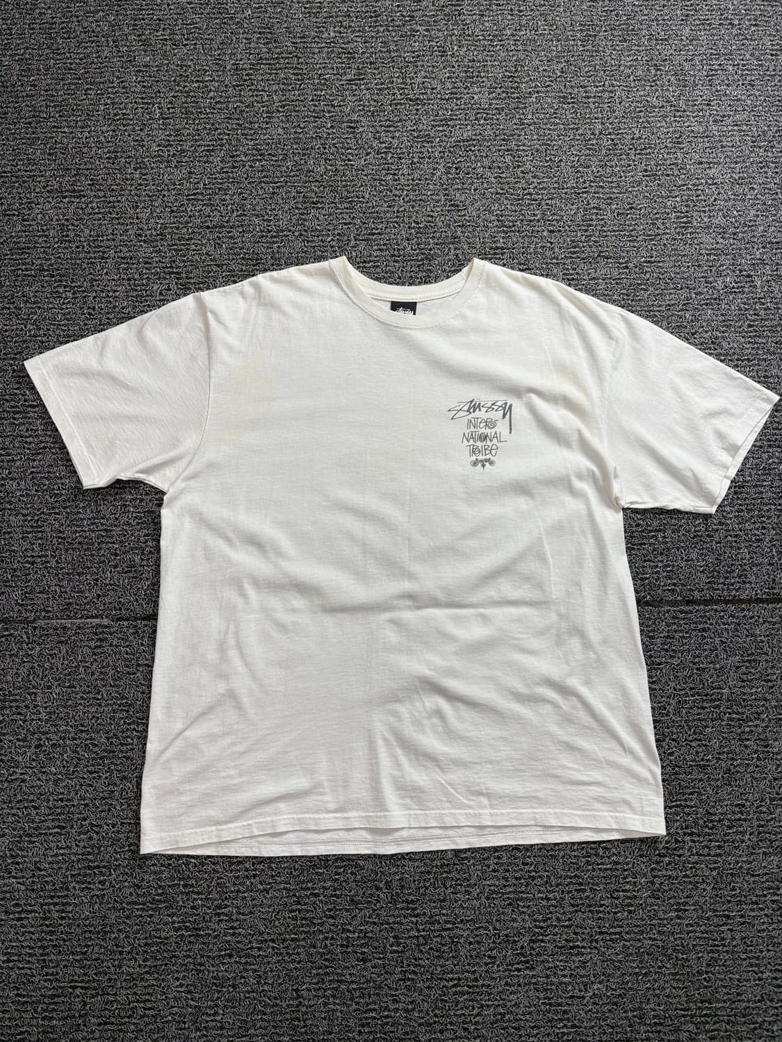 스투시 트라이브 스택 빅로고 박시핏 티셔츠 1599 상품이미지3