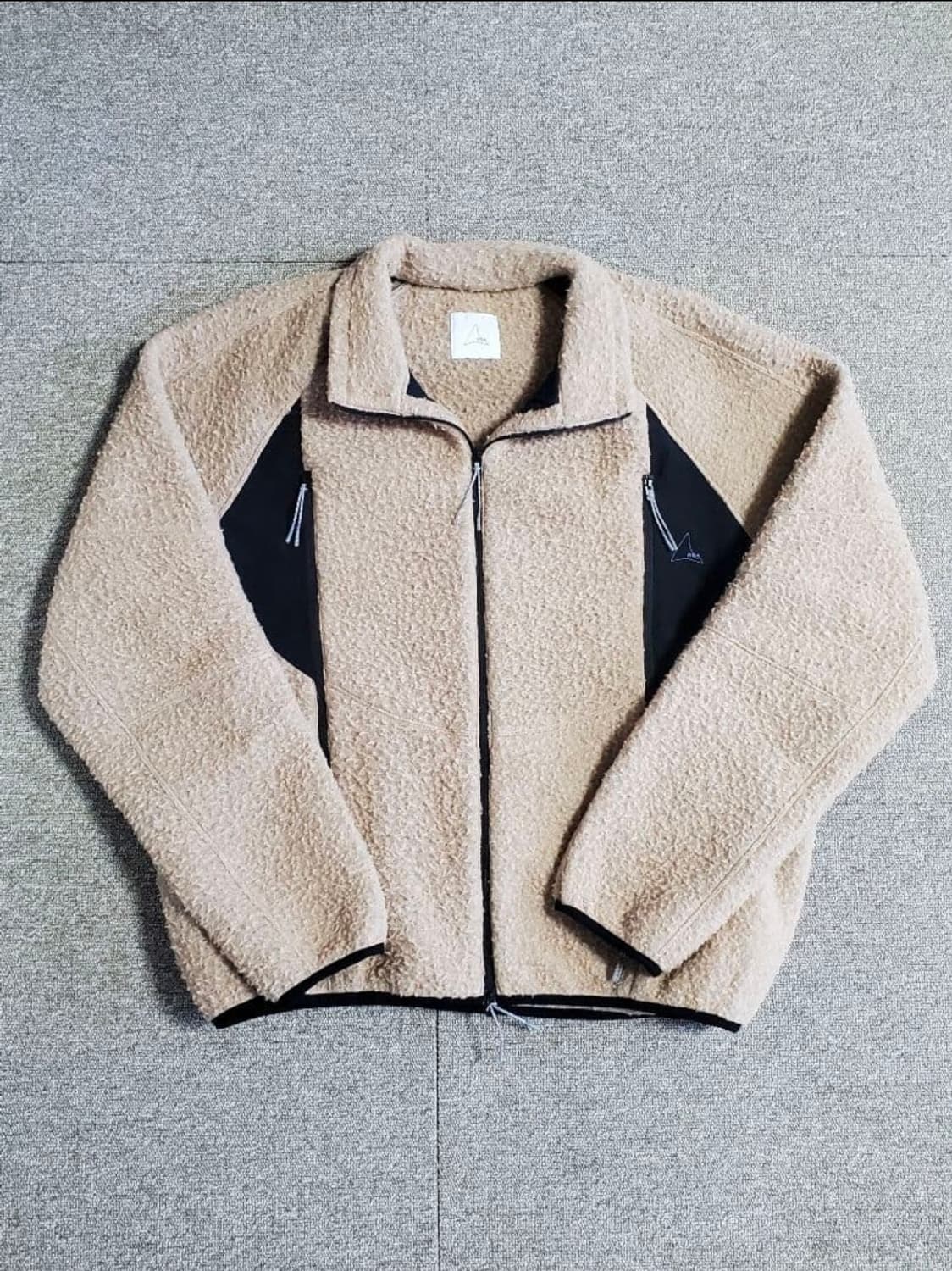 로아 ROA 하이킹 퍼리재킷M 미사용 Heavy Furry Jackek 상품이미지3