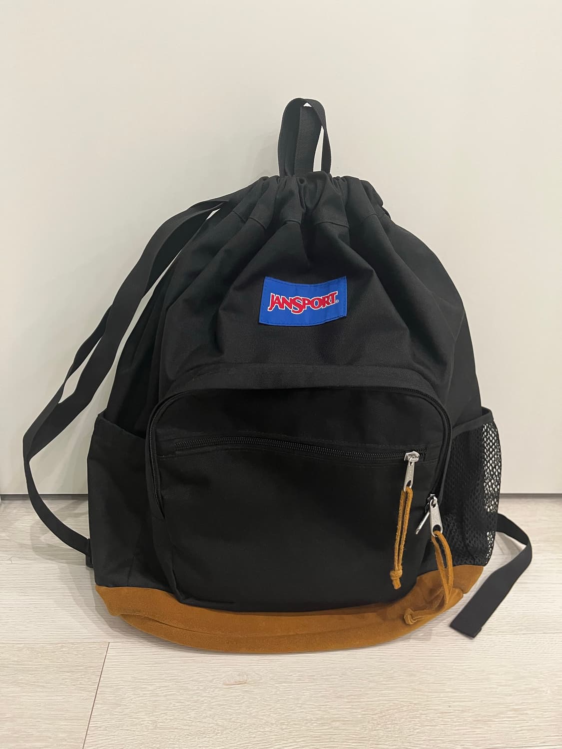잔스포츠 빔즈 콜라보 백팩 블랙 상품이미지1
