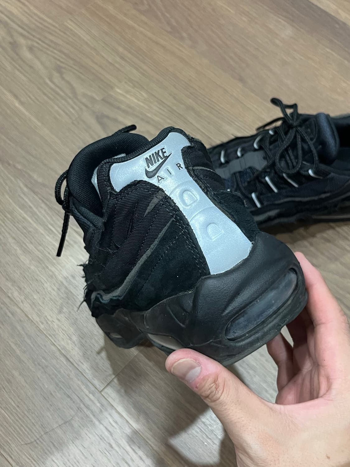 꼼데가르송 옴므 플러스 나이키 에어맥스 95 275 상품이미지4