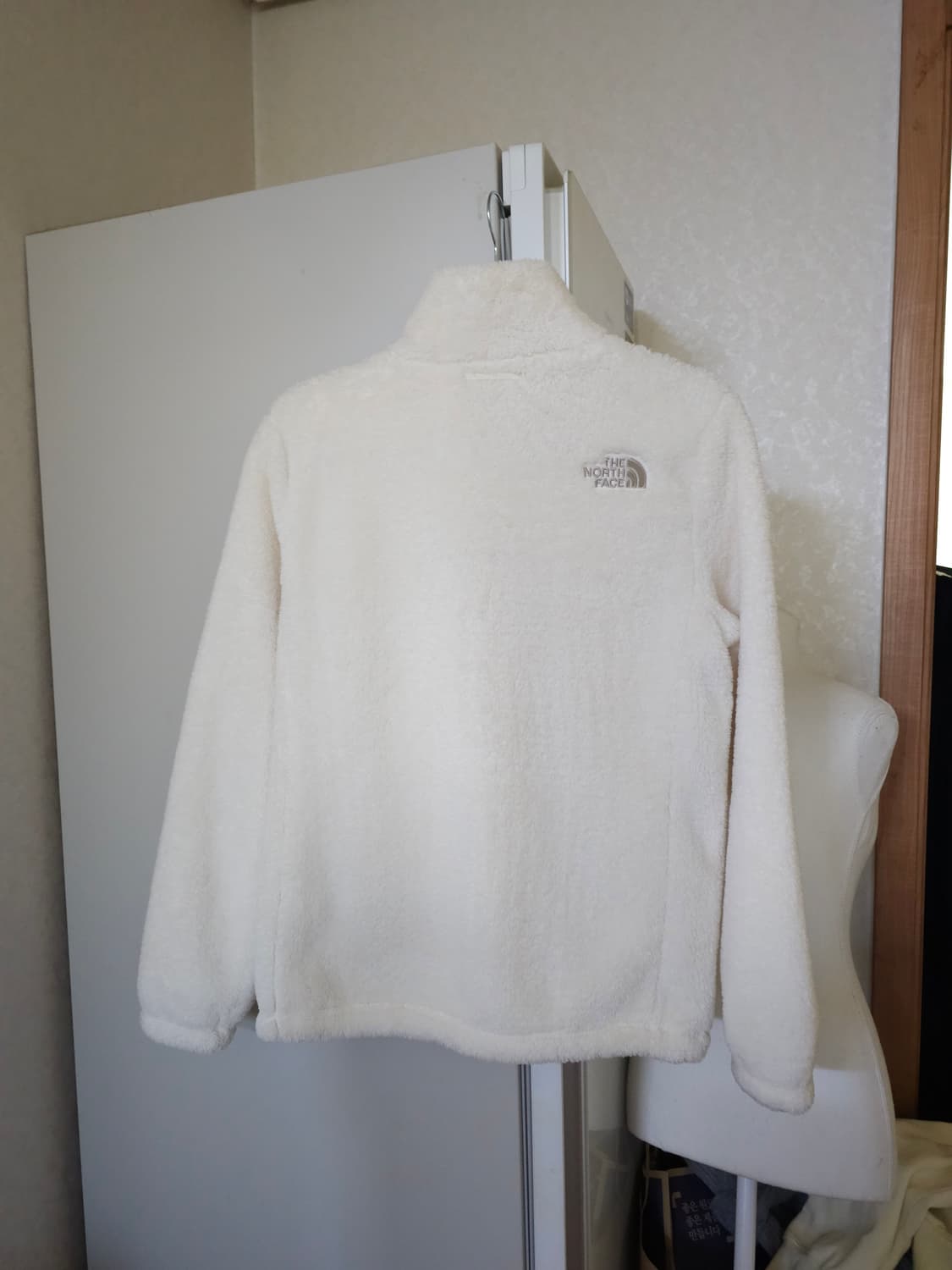 노스페이스 아이보리색 뽀글이 플리스 상품이미지4