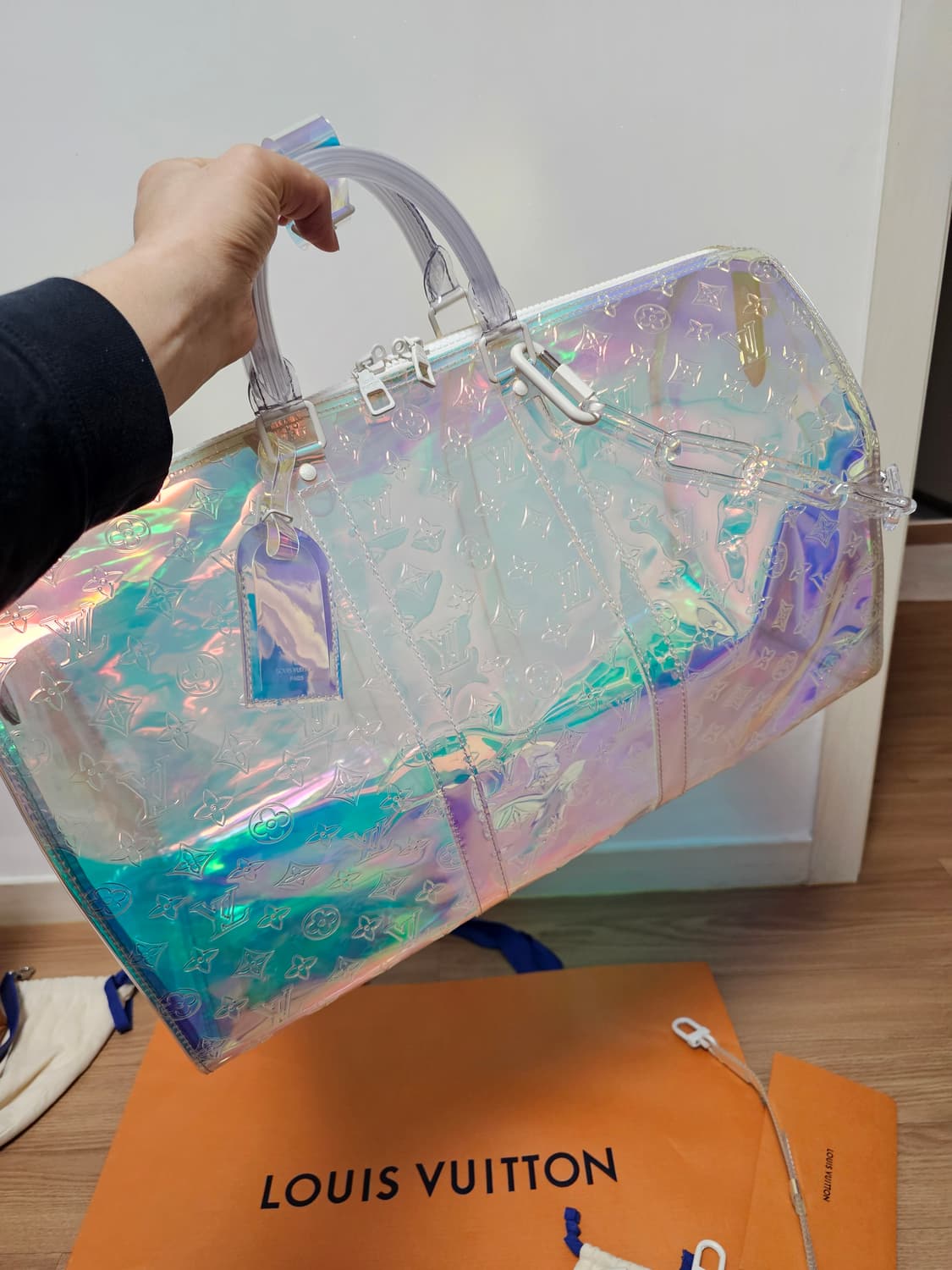 루이비통 버질아블로 한정판 프리즘 키폴50 (새상품) 상품이미지4