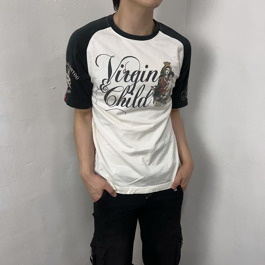 Blood massage old 90’s T shirt 상품이미지1