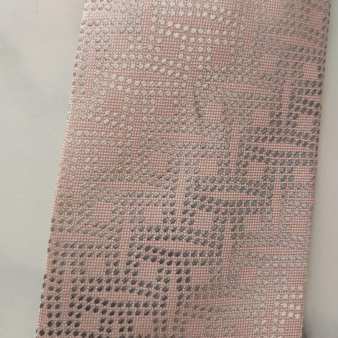 조르지오 아르마니 실크 핑크 자카드 넥타이 9.2cm A등급 k1916
 상품이미지7