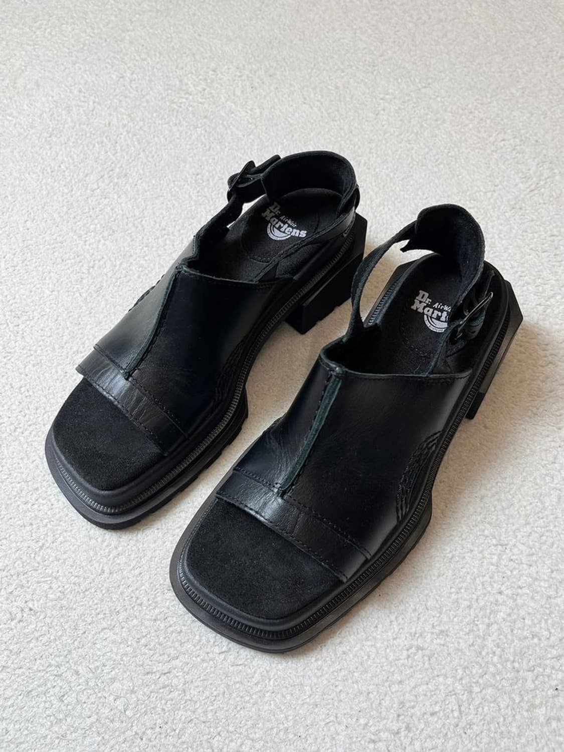 닥터마틴 메이볼 오픈 토 샌들 Q1306 상품이미지1