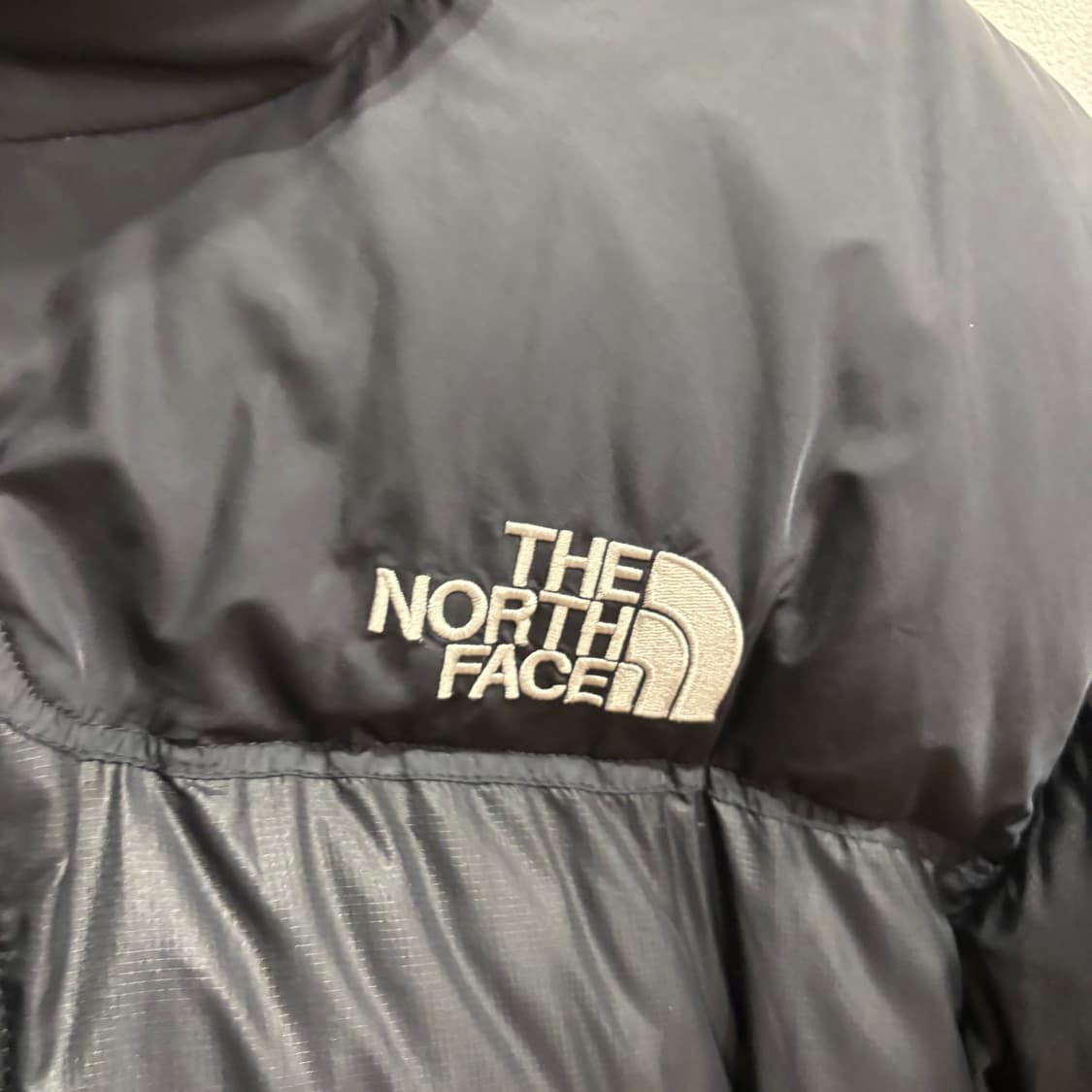 해외판 정품 노스페이스 눕시 700 패딩 블랙 L 상품이미지5