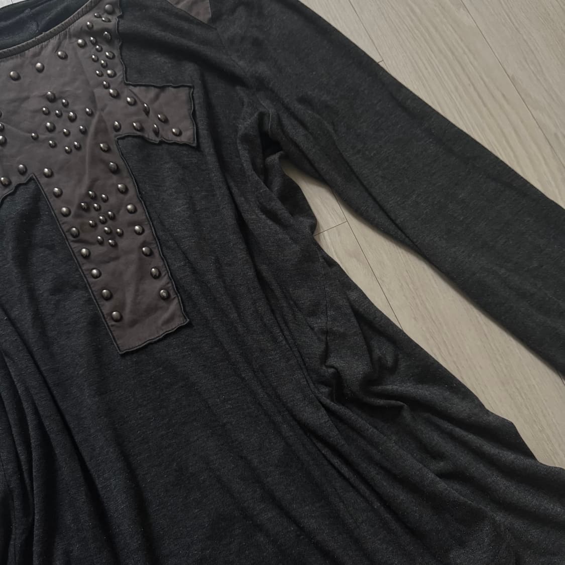 아카이브 락시크 스터드 십자가 트임 롱슬리브 긴팔 펑크 y2k 상품이미지5