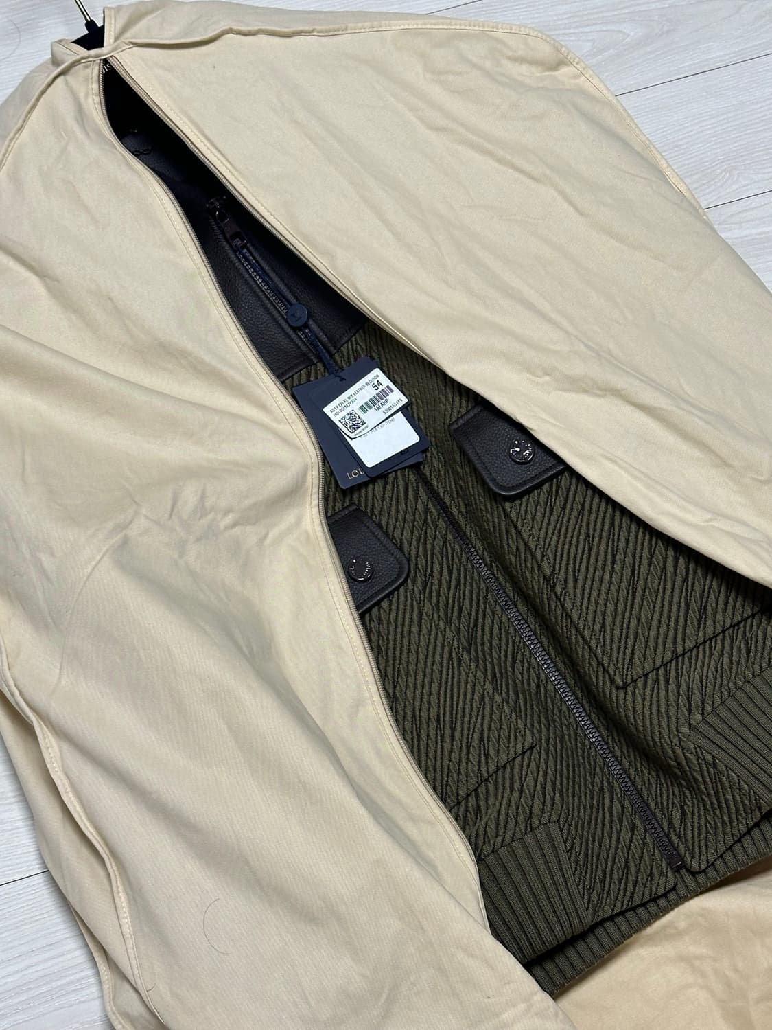 루이비통 타이가 믹스 레더 블루종 54(105-110) 국내판 상품이미지5