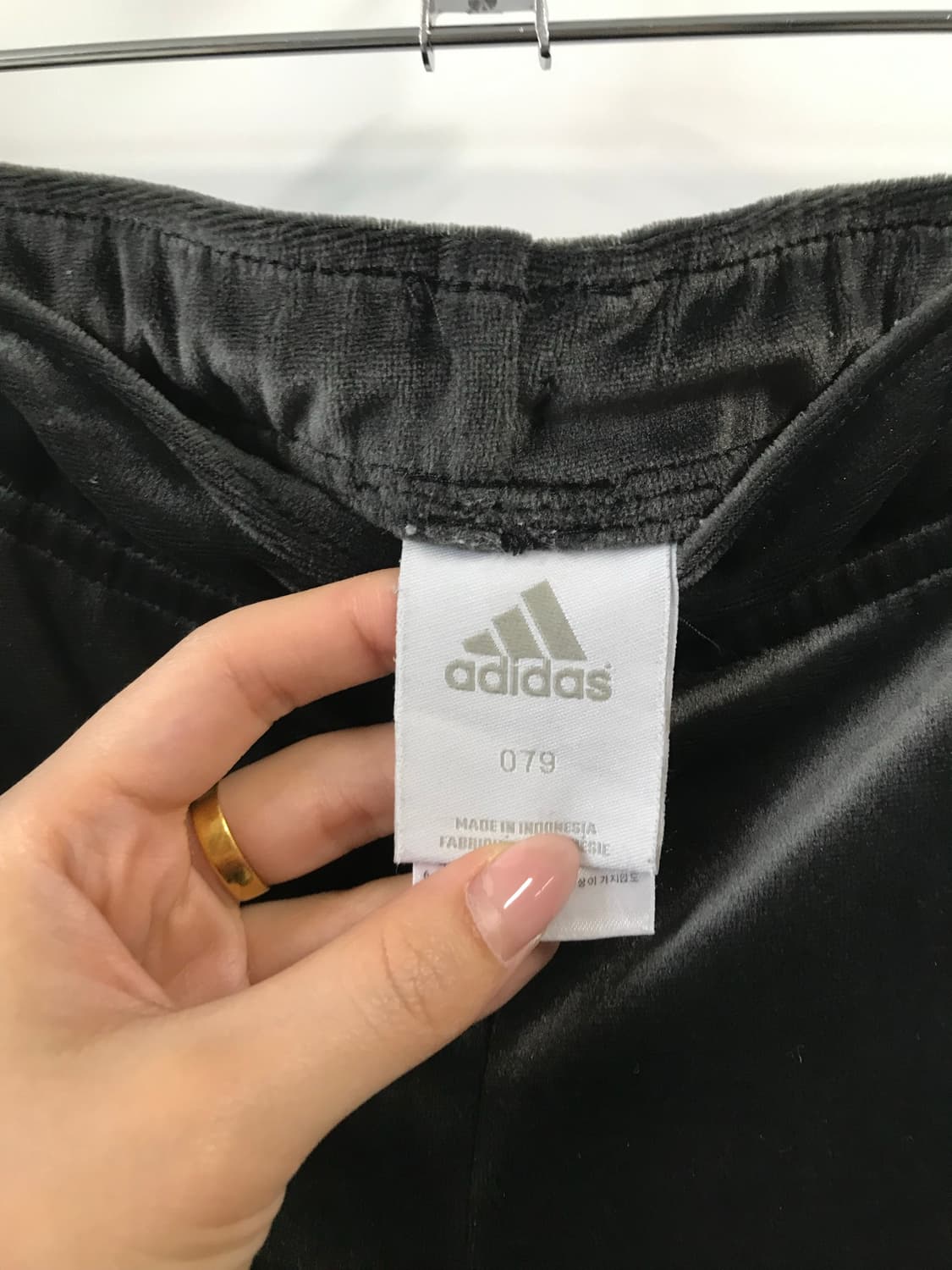 아디다스 자수로고 벨벳 트랙팬츠 상품이미지8