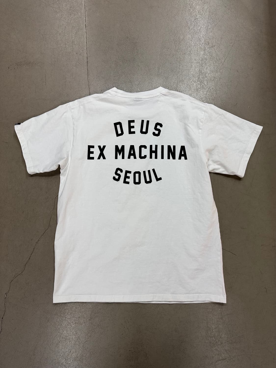 🌟데우스 엑스 마키나 서울 로고 반팔 화이트 XL🌟 상품이미지4