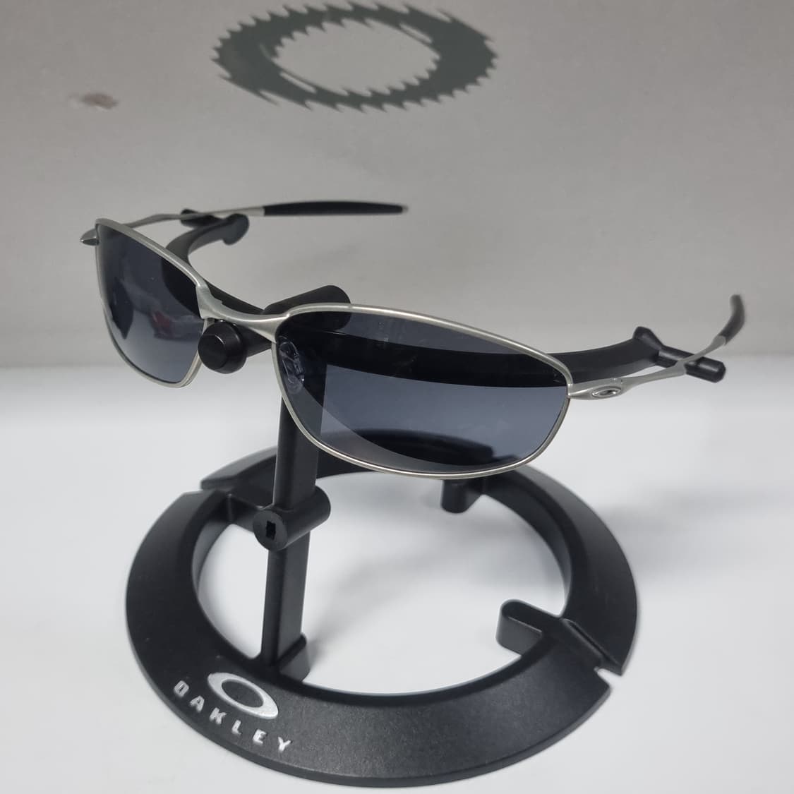 오클리 위스커 T 실버 새렌즈 상품이미지2