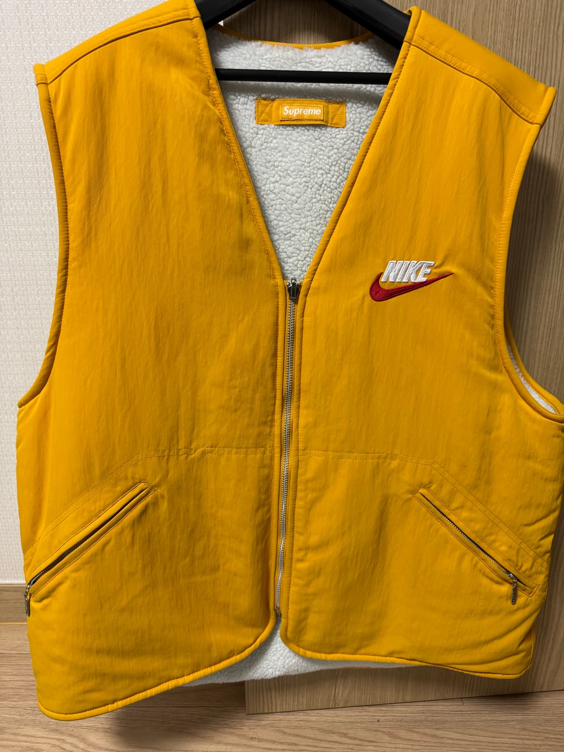 슈프림 나이키 리버시블 베스트 상품이미지1