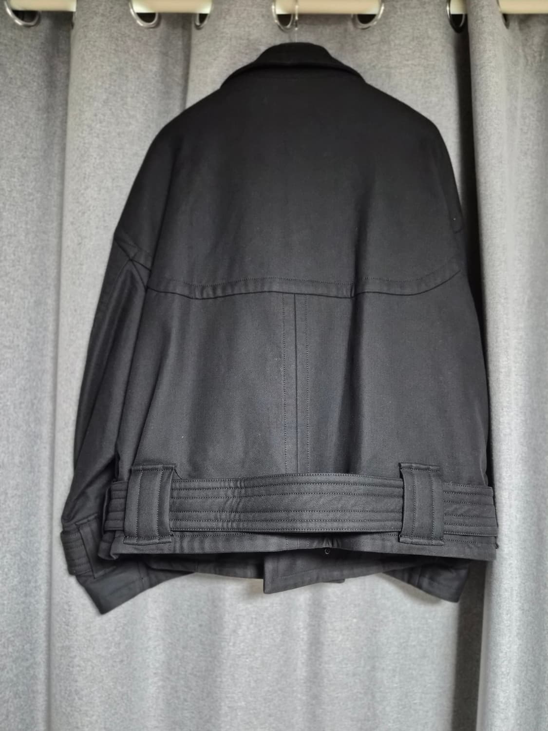 송지오옴므 컬렉션 하이넥 점퍼 팝니다 우영미 타임옴므 솔리드옴므 상품이미지5