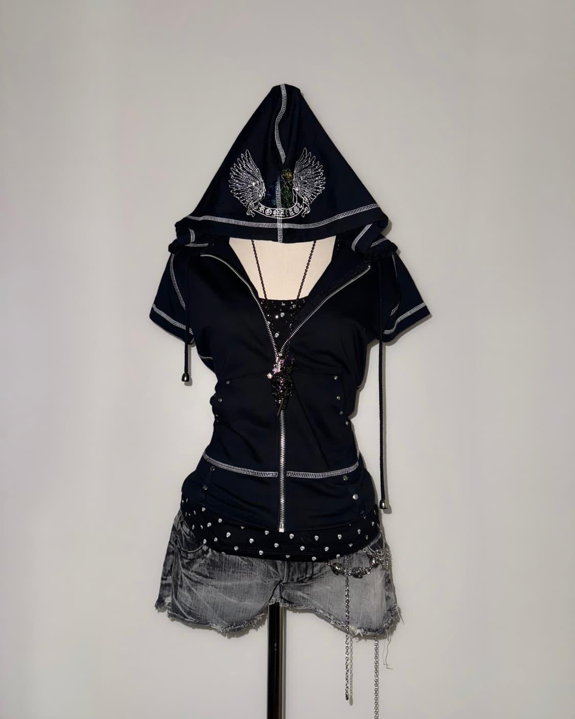 BRONZE AGE 스티치 날개 반팔 와투케 펑크 후드집업 상품이미지1