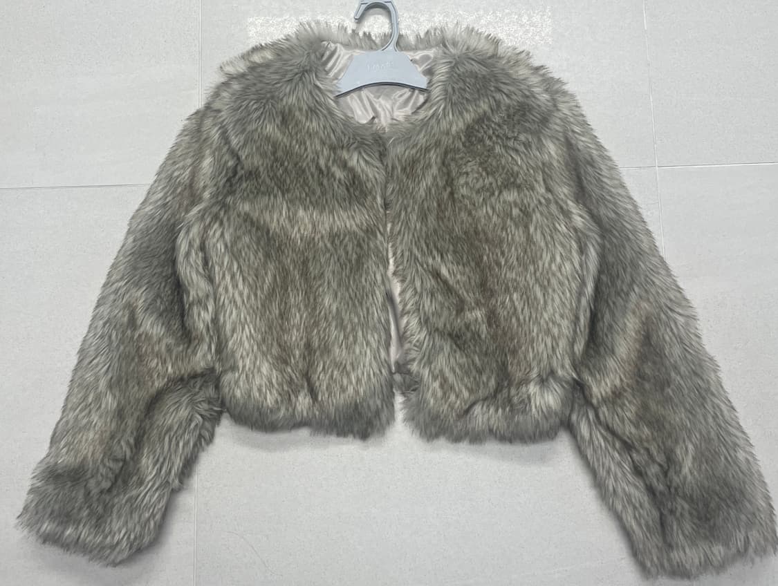 블랙업  크롭 퍼 자켓 상품이미지1